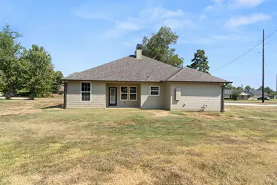 106 Royal Street, Gilmer, TX 75645 - Photo 25