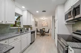 2829 Southgate Dr, Fort Worth, TX 76133 - Photo 9