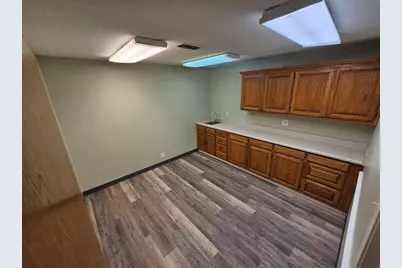 900 Whitehead Drive, Granbury, TX 76048 - Photo 11