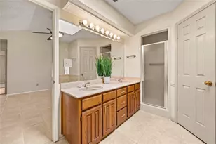 5433 Dana Point Dr, Arlington, TX 76017 - Photo 17