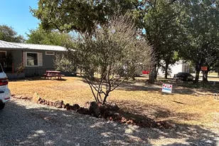 3716 Falconcrest Dr, Joshua, TX 76058 - Photo 5