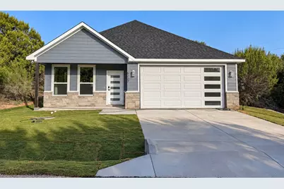 5907 Black Pine Circle, Granbury, TX 76048 - Photo 1