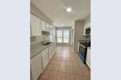 1910 Wilshire Drive, Irving, TX 75061 - Photo 11