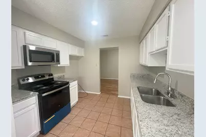 1910 Wilshire Drive, Irving, TX 75061 - Photo 13