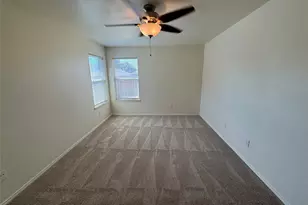 5729 Mirror Ridge Dr, Fort Worth, TX 76179 - Photo 11