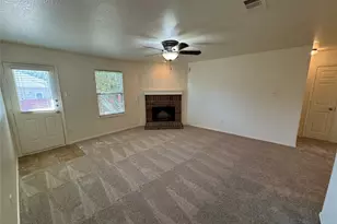 5729 Mirror Ridge Dr, Fort Worth, TX 76179 - Photo 5