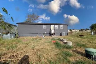 11687 Buttercup Ln, Justin, TX 76247 - Photo 9
