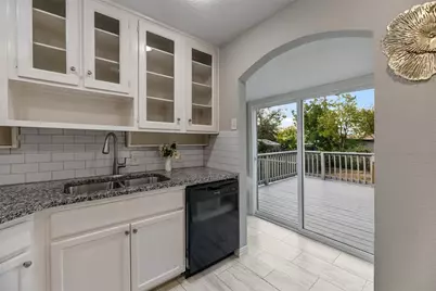 3462 W Gambrell Street, Fort Worth, TX 76133 - Photo 9
