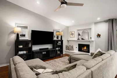 10945 Middle Knoll Drive, Dallas, TX 75238 - Photo 7