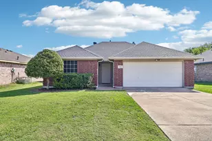1504 Parrot Ct, DeSoto, TX 75115 - Photo 1