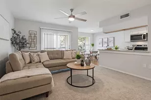 2535 Wedglea Dr, Dallas, TX 75211 - Photo 9