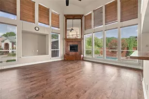 522 Basswood Trail, Garland, TX 75040 - Photo 3