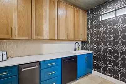621 N Fm 1187, Aledo, TX 76008 - Photo 9