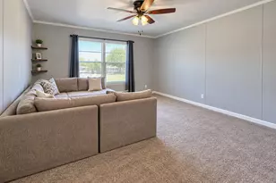 224 E 9th St, Bonham, TX 75418 - Photo 17