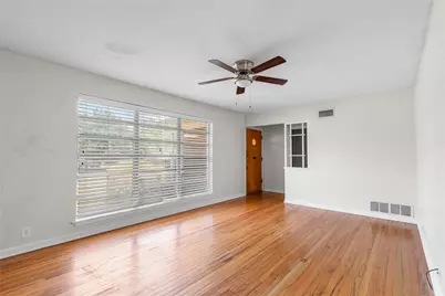 1710 W College Street, Sherman, TX 75092 - Photo 7
