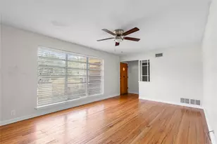 1710 W College St, Sherman, TX 75092 - Photo 7