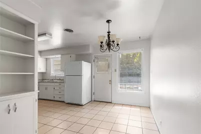 1710 W College Street, Sherman, TX 75092 - Photo 9