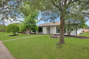 3220 Steven Dr, Plano, TX 75023 - Photo 3