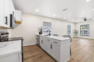 1320 W Morton St, Denison, TX 75020 - Photo 9