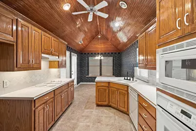 4007 Appian Way, Arlington, TX 76013 - Photo 7