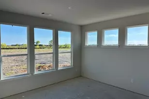 210 Horizon Rd, Valley View, TX 76272 - Photo 13
