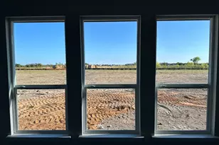 210 Horizon Rd, Valley View, TX 76272 - Photo 15