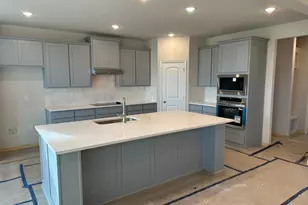 210 Horizon Rd, Valley View, TX 76272 - Photo 7