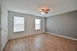 4504 Alamosa St, Fort Worth, TX 76119 - Photo 13