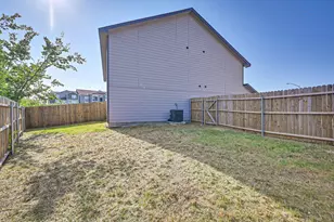 4504 Alamosa St, Fort Worth, TX 76119 - Photo 19