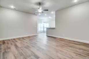 2906 Orchid Dr, Sherman, TX 75092 - Photo 9