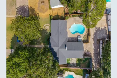 3728 Clubway Lane, Farmers Branch, TX 75244 - Photo 27