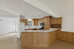 3728 Clubway Ln, Farmers Branch, TX 75244 - Photo 9
