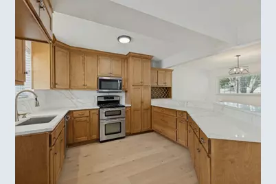 3728 Clubway Lane, Farmers Branch, TX 75244 - Photo 11