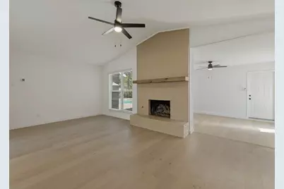 3728 Clubway Lane, Farmers Branch, TX 75244 - Photo 7