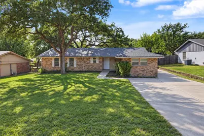 224 Mountain View Drive, Azle, TX 76020 - Photo 1