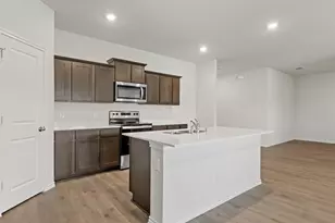 220 Jockey Dr, Waxahachie, TX 75165 - Photo 9