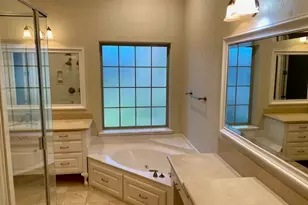 550 Rockingham Dr, Irving, TX 75063 - Photo 11