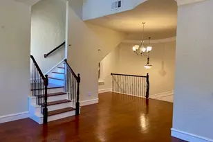 550 Rockingham Dr, Irving, TX 75063 - Photo 5