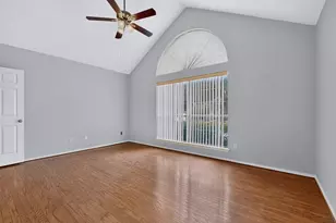 2702 Garden Springs Dr, Richardson, TX 75082 - Photo 9