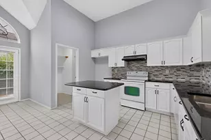 2702 Garden Springs Dr, Richardson, TX 75082 - Photo 17