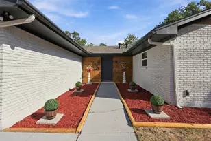 1709 Northaven Ct, Arlington, TX 76012 - Photo 1