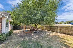 104 Topaz Cir, Hewitt, TX 76643 - Photo 25
