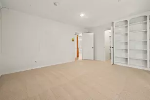 9632 Robin Meadow Dr, Dallas, TX 75243 - Photo 35