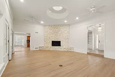 9632 Robin Meadow Drive, Dallas, TX 75243 - Photo 9