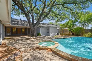 9632 Robin Meadow Dr, Dallas, TX 75243 - Photo 39