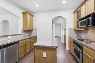 377 Kirby Dr, Lantana, TX 76226 - Photo 11