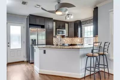 9520 Ash Creek Drive, Dallas, TX 75228 - Photo 11