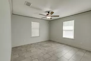 138 Erie St, Gun Barrel City, TX 75156 - Photo 17