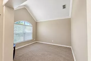 10316 Donley Dr, Irving, TX 75063 - Photo 5