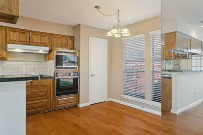 1927 E Branch Hollow Drive, Carrollton, TX 75007 - Photo 7